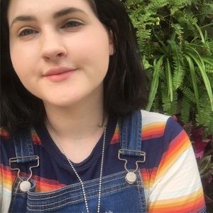 Meet your Posher, Renee